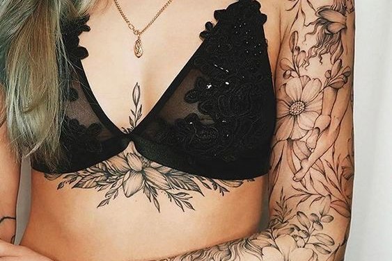Moteriškas tatuiruotės rankoves