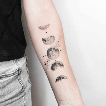 Mėnulio tatuiruotės
