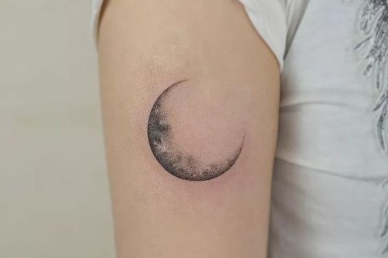 Mėnulio tatuiruotės