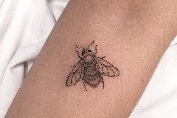 Bičių tatuiruočių