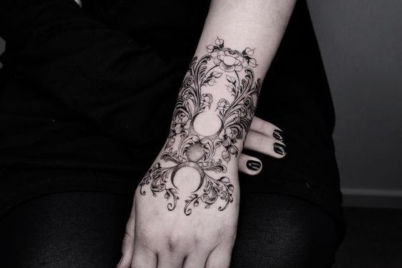 Tatuiruočių eskizai barokas