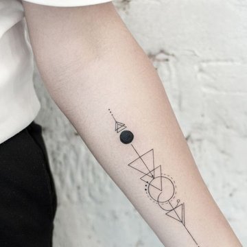 Tatuiruočių eskizai geometrija