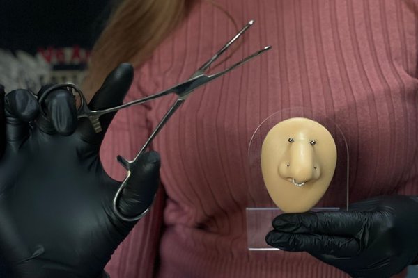 Piercing training in Vilnius
