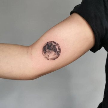 moon tattoo