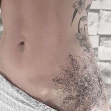 dotwork tattoo