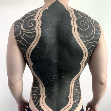 blackwork tattoo