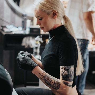 tatuiruočių šviesinimo kursas removeriu