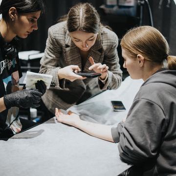 tatuiruočių šviesinimo kursas removeriu