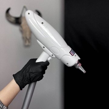 Laser removal of permanent makeup in Kaunas