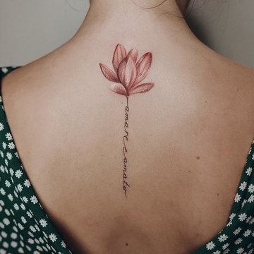 Women's back tattoos