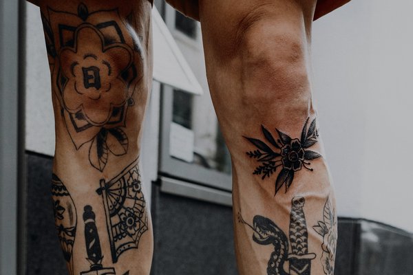 Vyriškos tatuiruotės ant kojų