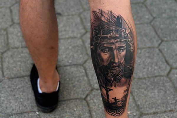 Vyriškos tatuiruotės ant kojų