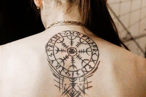 runų tatuiruotės