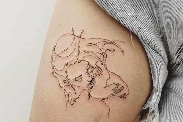 plonų linijų tatuiruotės
