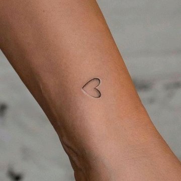 simbolinės tatuiruotės