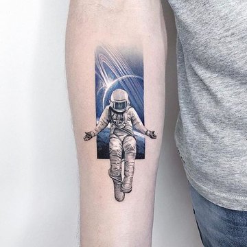 realistic miniature tattoos