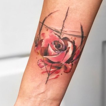 Rožės tatuiruotė