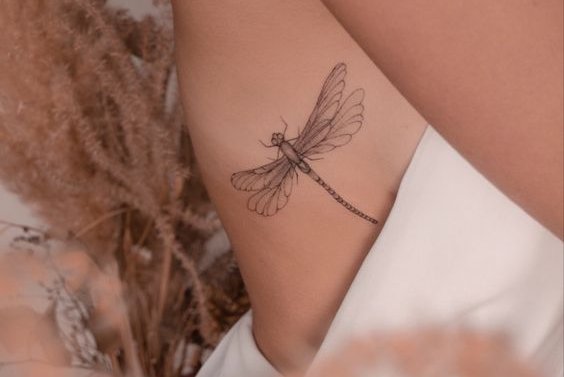 Moteriškų tatuiruočių
